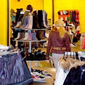 Магазины одежды и обуви Верхнетуломского